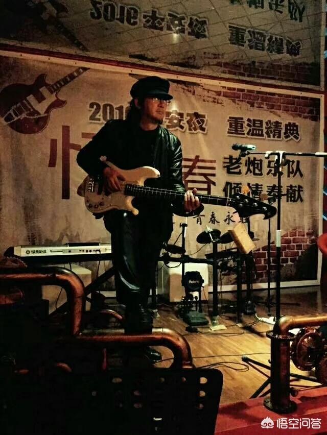 有时候明星、网红会遭遇网友键盘侠和媒体的夸大化，怎么做才对？明星网红就应该承受网络暴力吗？
