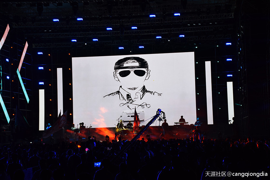 2019年麻椒音乐节第二天热情高涨，郝云压轴引发全场大合唱