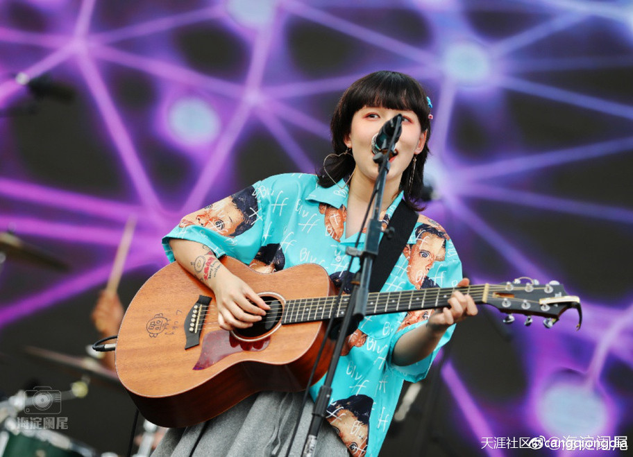 2019年麻椒音乐节第二天热情高涨，郝云压轴引发全场大合唱