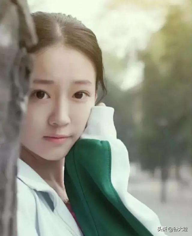 绿地事件女主张雨婷发文道歉男主角，承认出轨，想当面沟通，文案信息量惊人，怎么看？