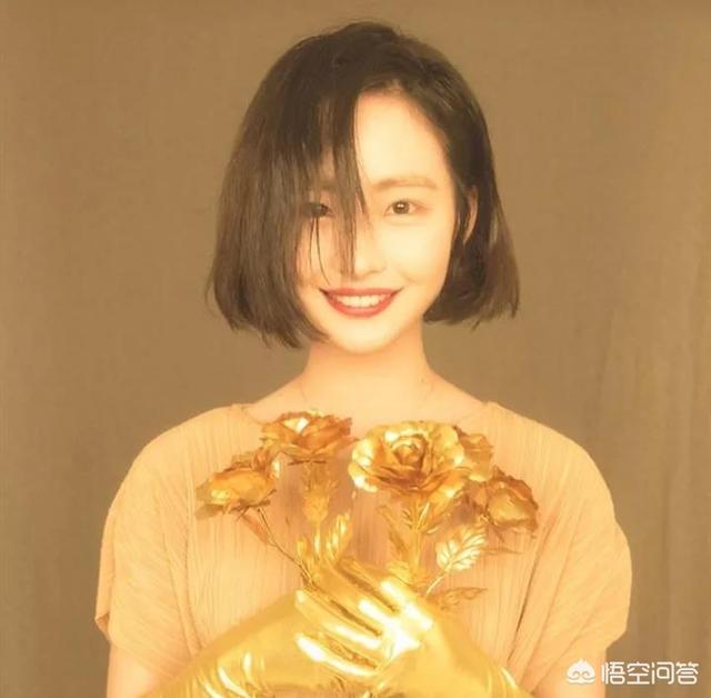有哪些既可以披发又可以扎起来的发型值得推荐？