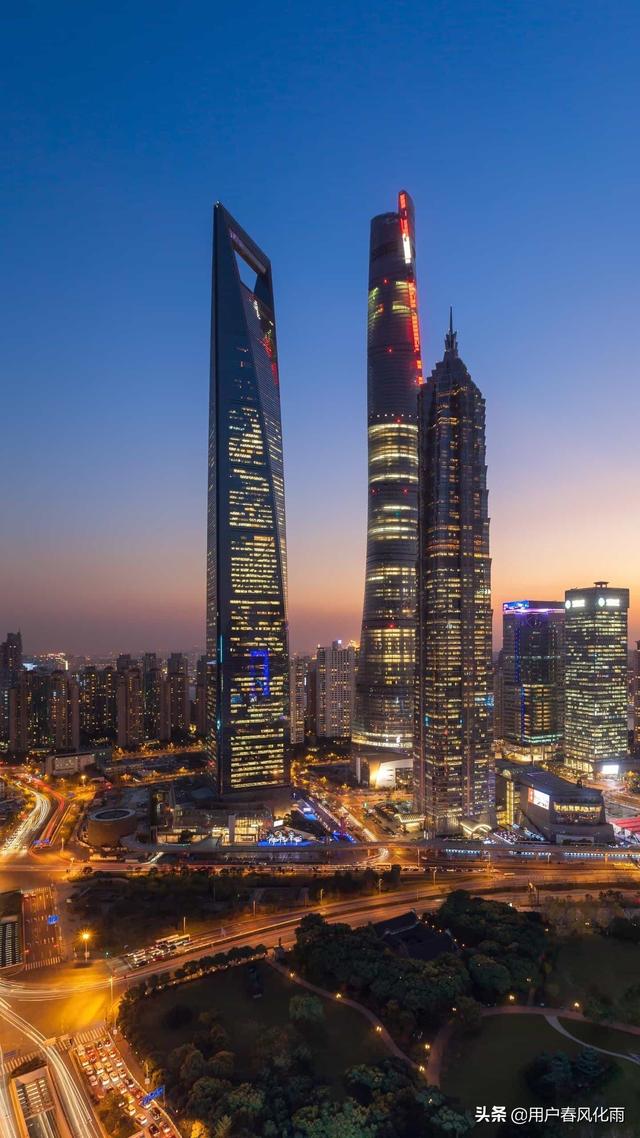 你看到过哪些简短有内涵的一看就想发朋友圈的句子？