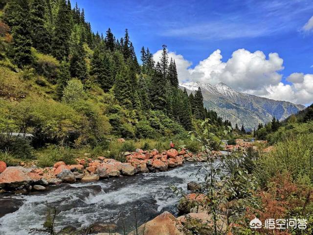 去达古冰川旅游，几月份去景色最美？