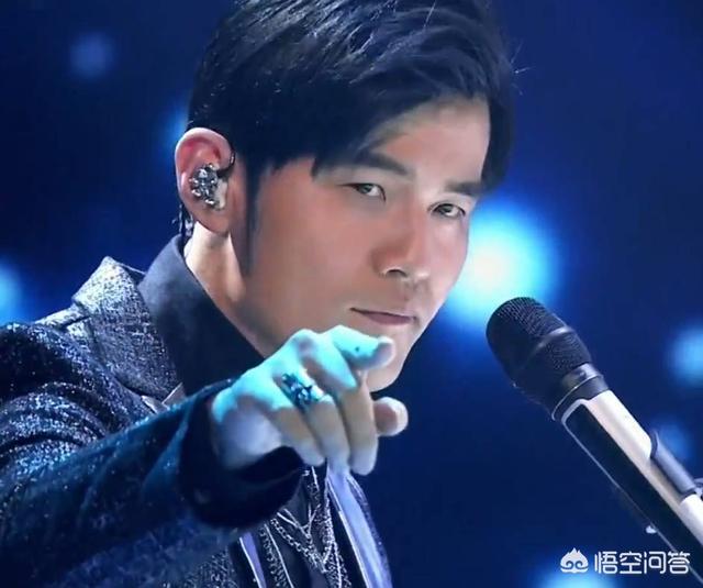 怎么用周杰伦的歌曲名写一段向女生告白的情话？
