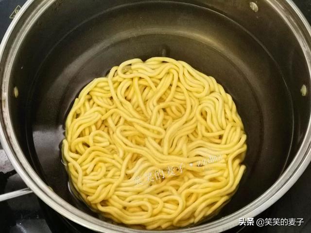 有什么方便好吃的速食类晚餐吗？