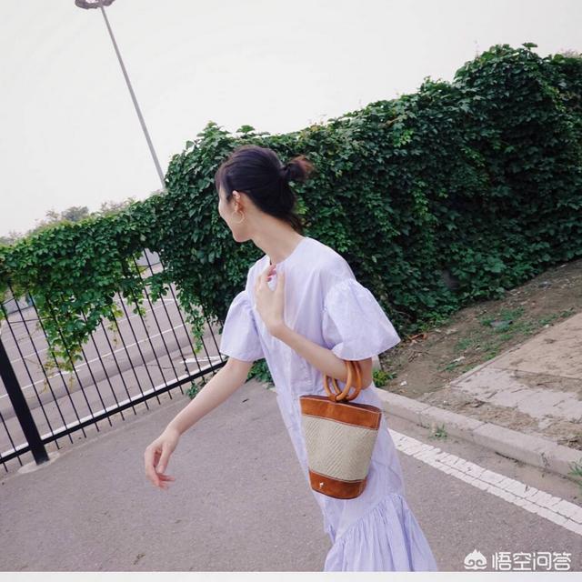 春天出门踏青，该怎么搭配衣服？
