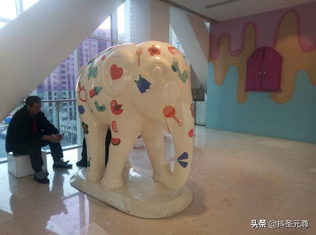 直播电商与传统电商的本质区别是什么？
