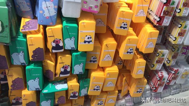我想入驻电商，但不知道卖什么啊，可以帮我提提建议吗？